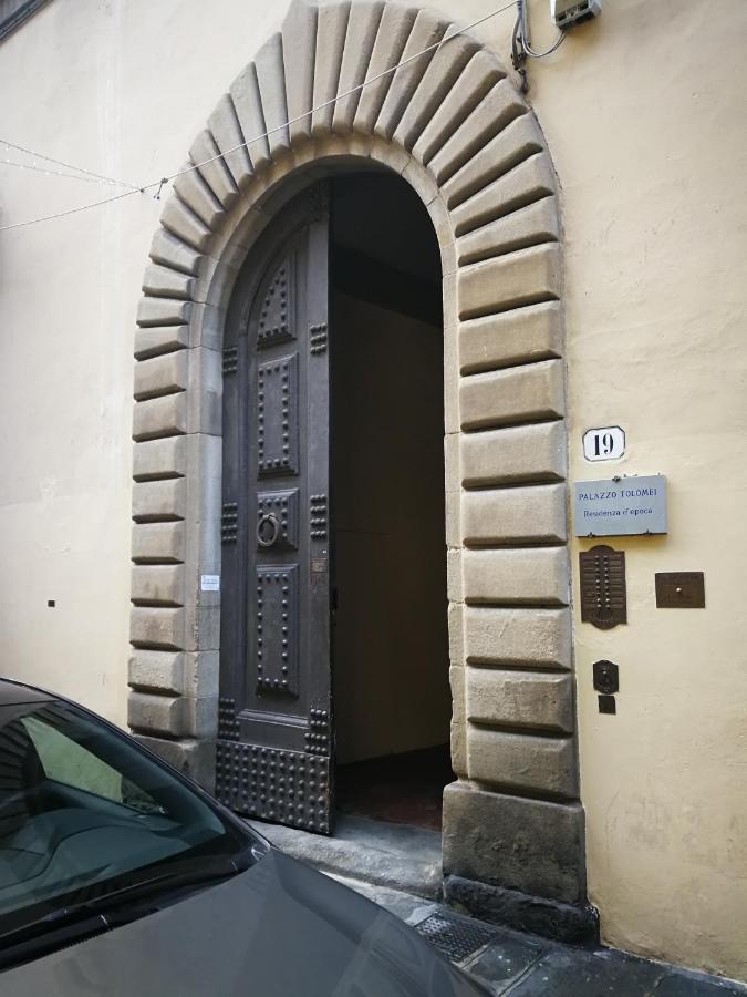 Traviata Appartamento Storico - Palazzo Tolomei Florence Extérieur photo